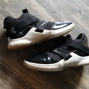 Lebron prom night.size 2 youth